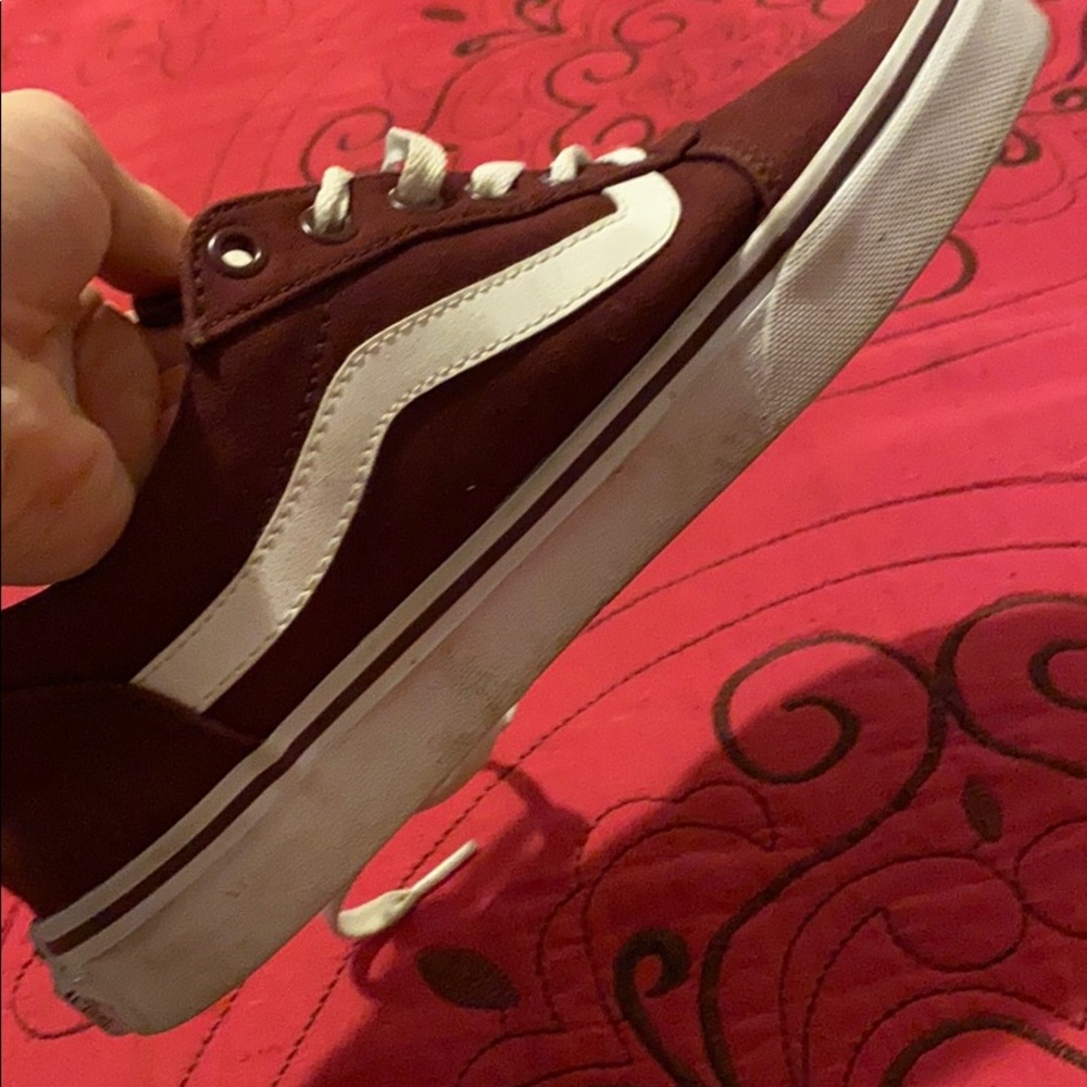 VANS - Picture 5 of 7
